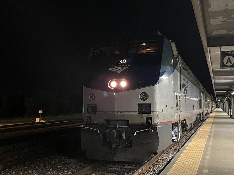 Nebraska lawmaker takes first step toward expanding train travel in the state