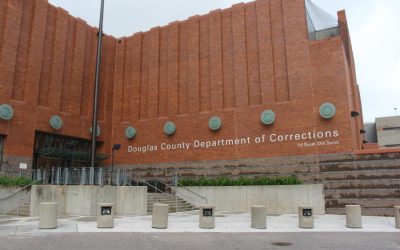 Grupo latino de derechos civiles califica como “inexacto” su papel en la propuesta del sheriff del condado de Douglas sobre ICE