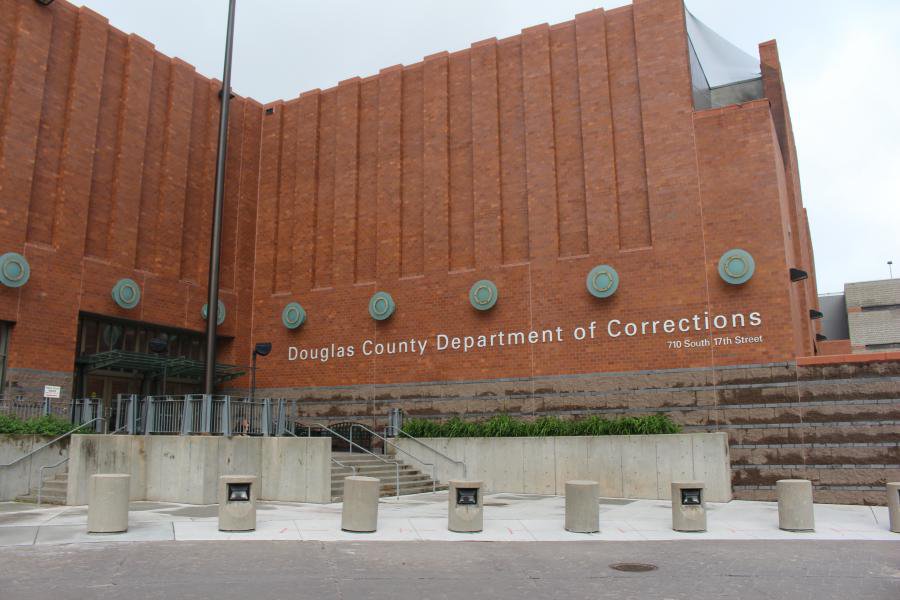 Grupo latino de derechos civiles califica como “inexacto” su papel en la propuesta del sheriff del condado de Douglas sobre ICE