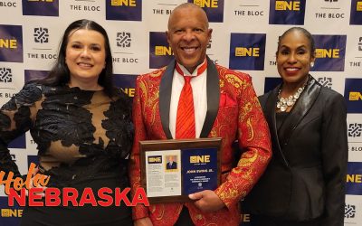 El alcalde John Ewing Jr. recibe el Premio Trayectoria en los 50 Over 50 de The Bloc