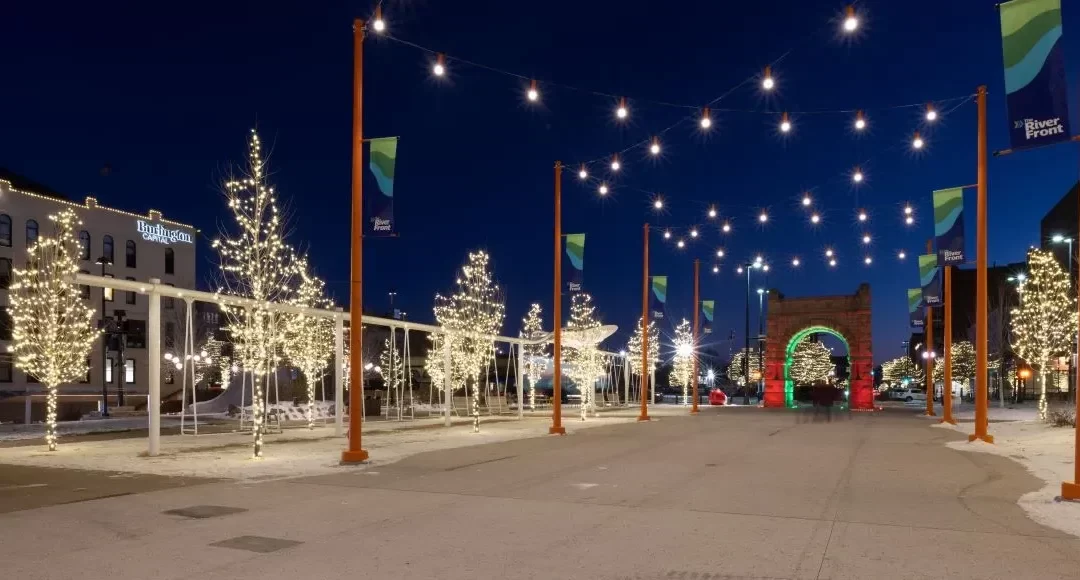 Festival de Luces Navideñas de Omaha destaca el hambre en un “momento volátil”