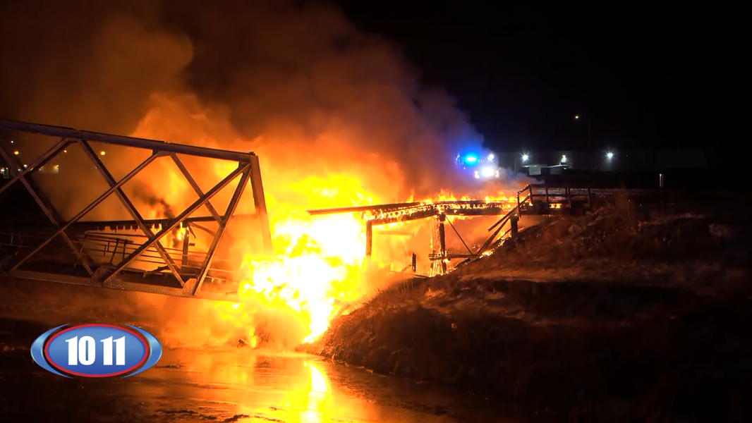 Lincoln cierra un tramo del sendero tras el incendio y el colapso de un puente de Union Pacific