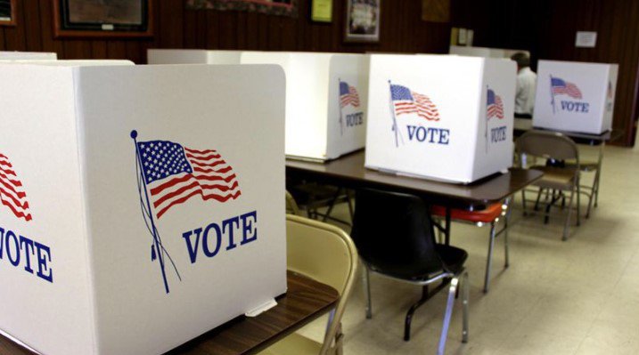 El secretario de Estado de Nebraska compartirá datos de votantes con el DOJ tras desestimación de demanda