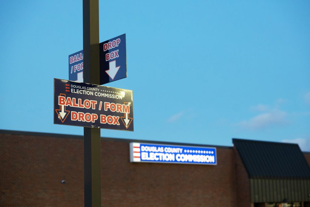 Mark Martinez sheriff race Nebraska: ruled ineligible (2026). Contienda por sheriff en Nebraska cambia por fallo.