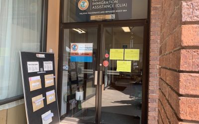 En Nebraska, el aumento de casos migratorios presiona a los grupos de ayuda legal