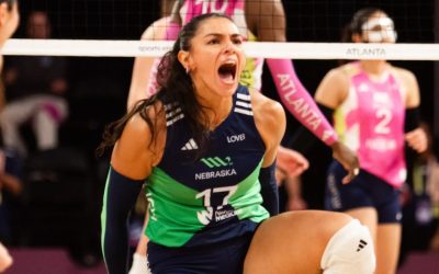 Nebraska mantiene vivas sus esperanzas de llegar a los playoffs con remontada ante Atlanta