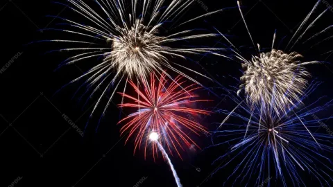 Fuegos artificiales en Omaha 2026: horarios y detalles. Fireworks in Omaha 2026: permitted hours and fines