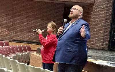Two Omaha senators chosen for Midwest leadership fellowship